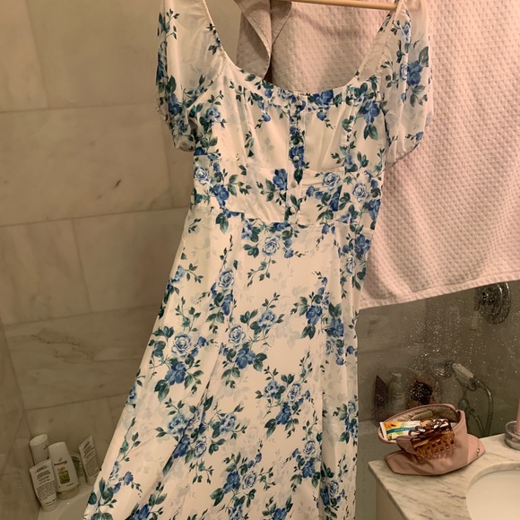 Yumi Kim Dolce Vita Maxi in Love Letter 💌 Ivory - Picture 7 of 8